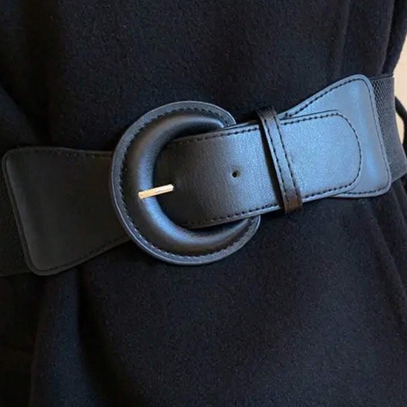 Luxe Vegan Leather Stretchy Wide Belt - Picture 3 of 5